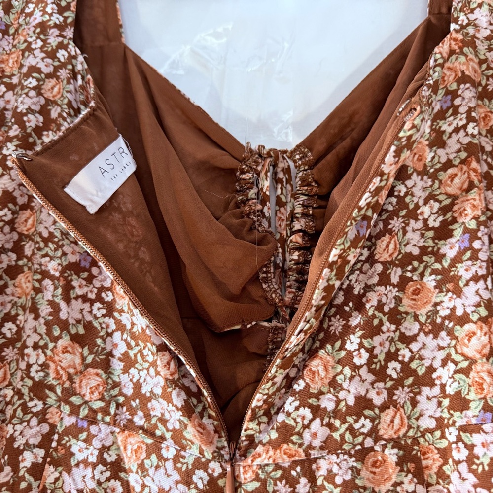 Astr Floral Puff Sleeve Maxi Dress - Pink and Brown Sz L Front Cutout Coquette - Picture 6 of 15